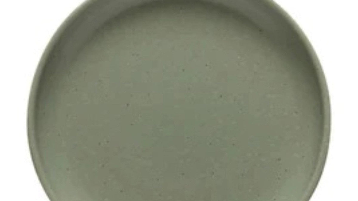 Pacifica Geschirr von Costa Nova aus Steinzeug in Artichoke, Seed Grey und Vanilla mit Teller, Tasse und Backform