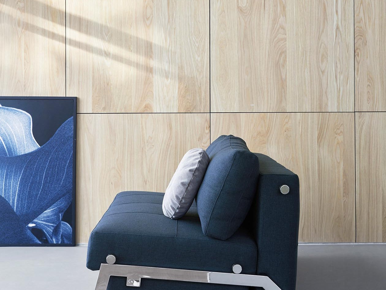 Entdecke die Cubed Kollektion von Innovation Living: kompakte Bettsofas und Schlafsessel, die Platz sparen und höchsten Schlafkomfort bieten. Ideal für kleine Räume!