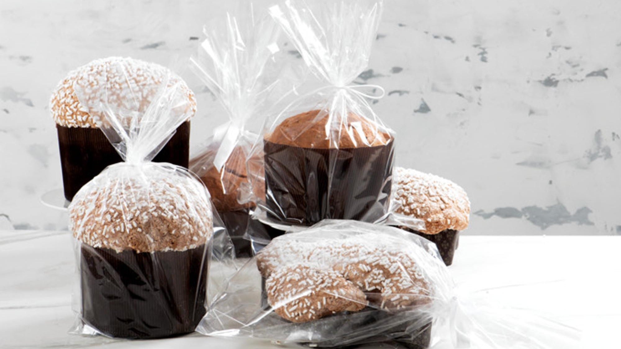 Entdecke die Decora-Kollektion: Hochwertige Ausstechformen für kreative Bäcker! Ideal für jeden Anlass, von Geburtstagen bis Weihnachten.