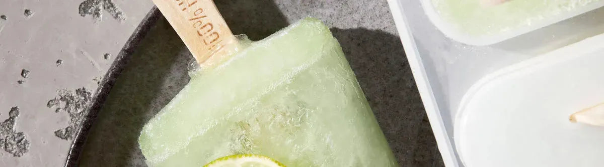 Hochwertige Küchenhelfer der FACKELMANN Kollektion bei KAQTU, präsentiert mit modernem Design und funktionalen Produkten wie Messern, Schneidebrettern und Kochgeschirr.