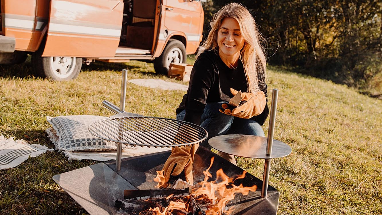 Entdecke unsere stilvollen Feuerschalen von Venture Home und Höfats für gemütliche Abende im Freien. Perfekt für Garten, Terrasse und Balkon!
