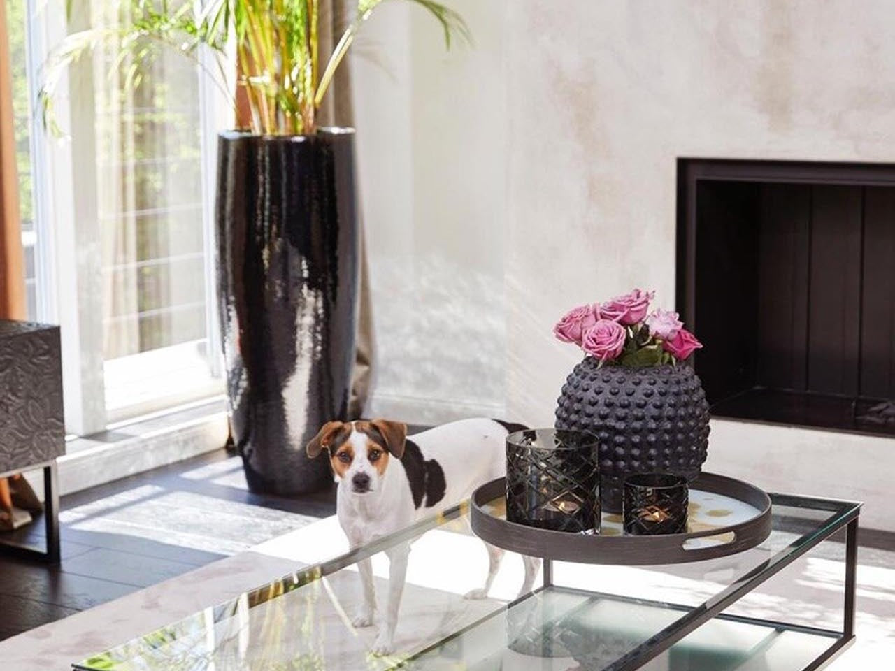 Entdecken Sie die stilvolle Furniture Fashion Kollektion von KAQTU: zeitgenössisches Design, hochwertige Materialien und nachhaltige Möbel für Ihr Zuhause.