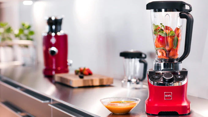 Entdecke funktionale und formschöne Küchengeräte von KAQTU. Langlebige Helfer für deinen Alltag – vom Wasserkocher bis zum Mixer!