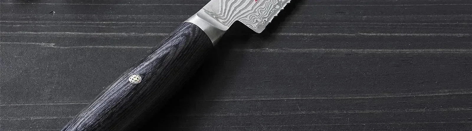Entdecke handgefertigte Küchenmesser bei KAQTU: präzise, langlebig und ideal für Hobbyköche und Profis. Perfekte Schneidewerkzeuge für jede Kochkunst!