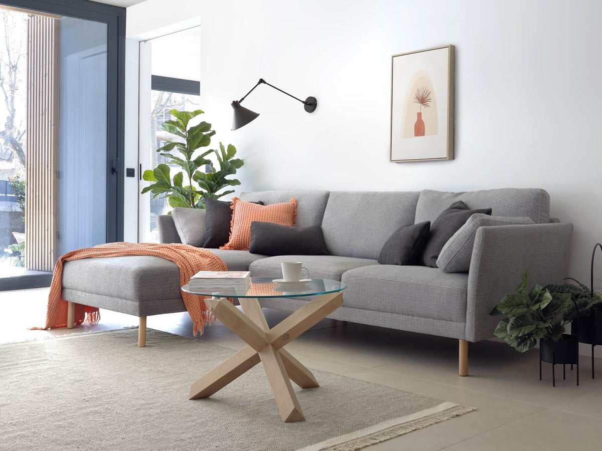 Entdecken Sie die elegante LOTUS Kollektion von KAQTU: zeitlose Designs, hochwertige Handwerkskunst und nachhaltige Materialien für Ihr Zuhause.