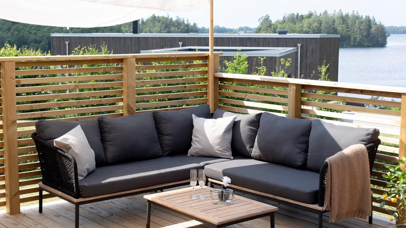 Entdecke unsere wetterfesten Loungesets für Garten & Terrasse. Komfortabel, pflegeleicht und perfekt für jeden Stil – ideal für entspannte Stunden im Freien!