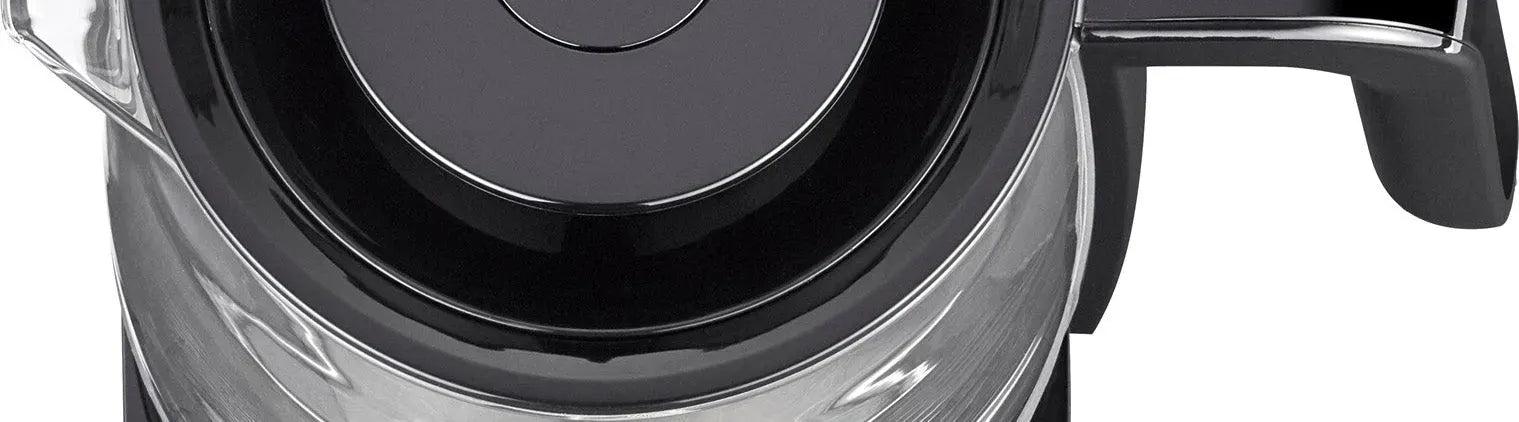 Elegante MELITTA Kollektion von KAQTU – Exquisite Stücke mit modernem Design, klaren Linien und hochwertigen Materialien, die Stil und Funktionalität vereinen.