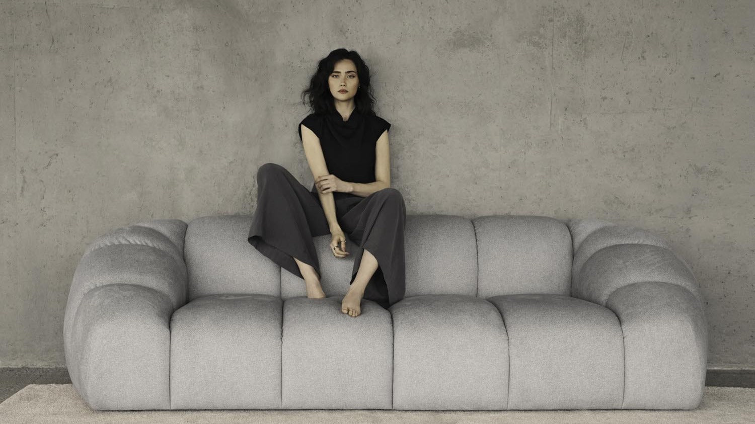 Modulare Sofas von KAQTU: flexible Gestaltung, erstklassiger Komfort, hochwertige Stoffe und individuelles Design für jeden Raum.