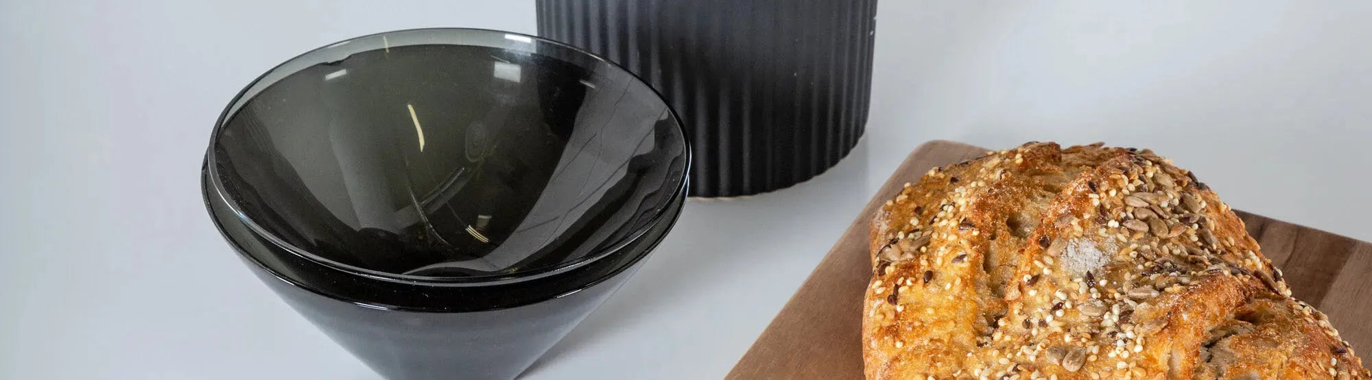 Oxo Küchenutensilien: Ergonomische und vielseitige Haushaltsprodukte mit rutschfesten Griffen, ideal für komfortables und effizientes Arbeiten in der Küche.