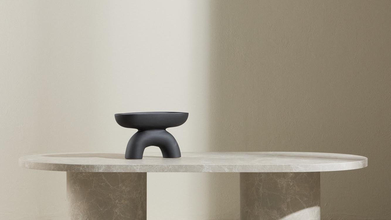 Moderne Couch- und Beistelltische der Kollektion Venture Home, stilvolles Design für jedes Wohnzimmer.