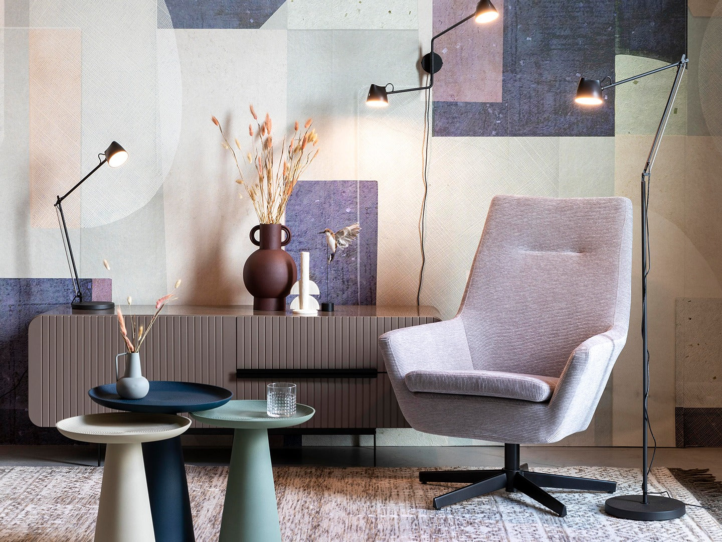 Elegante White Label Living Lampe in modernem Design, ideal für stilvolle Wohnräume und gemütliche Beleuchtung.