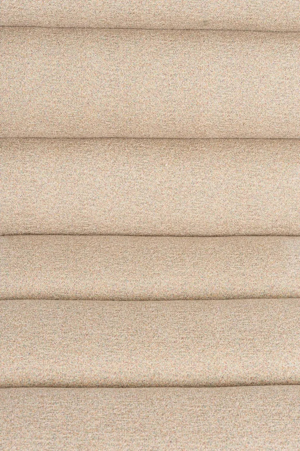 Fern Loungesessel: Komfort trifft auf modernes Dutchbone-Design.