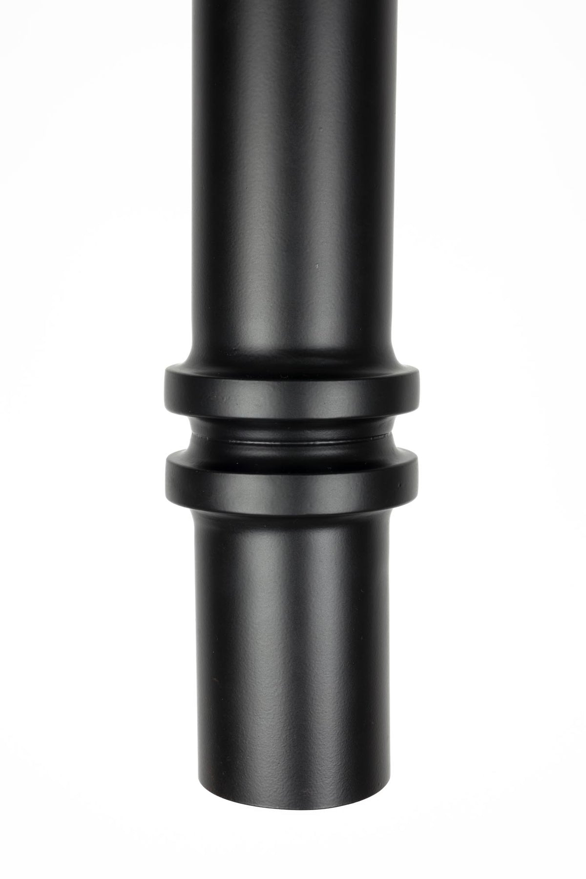 Pendellampe Duct L in Schwarz präsentiert im Onlineshop von KAQTU Design AG. Pendelleuchte ist von White Label Living