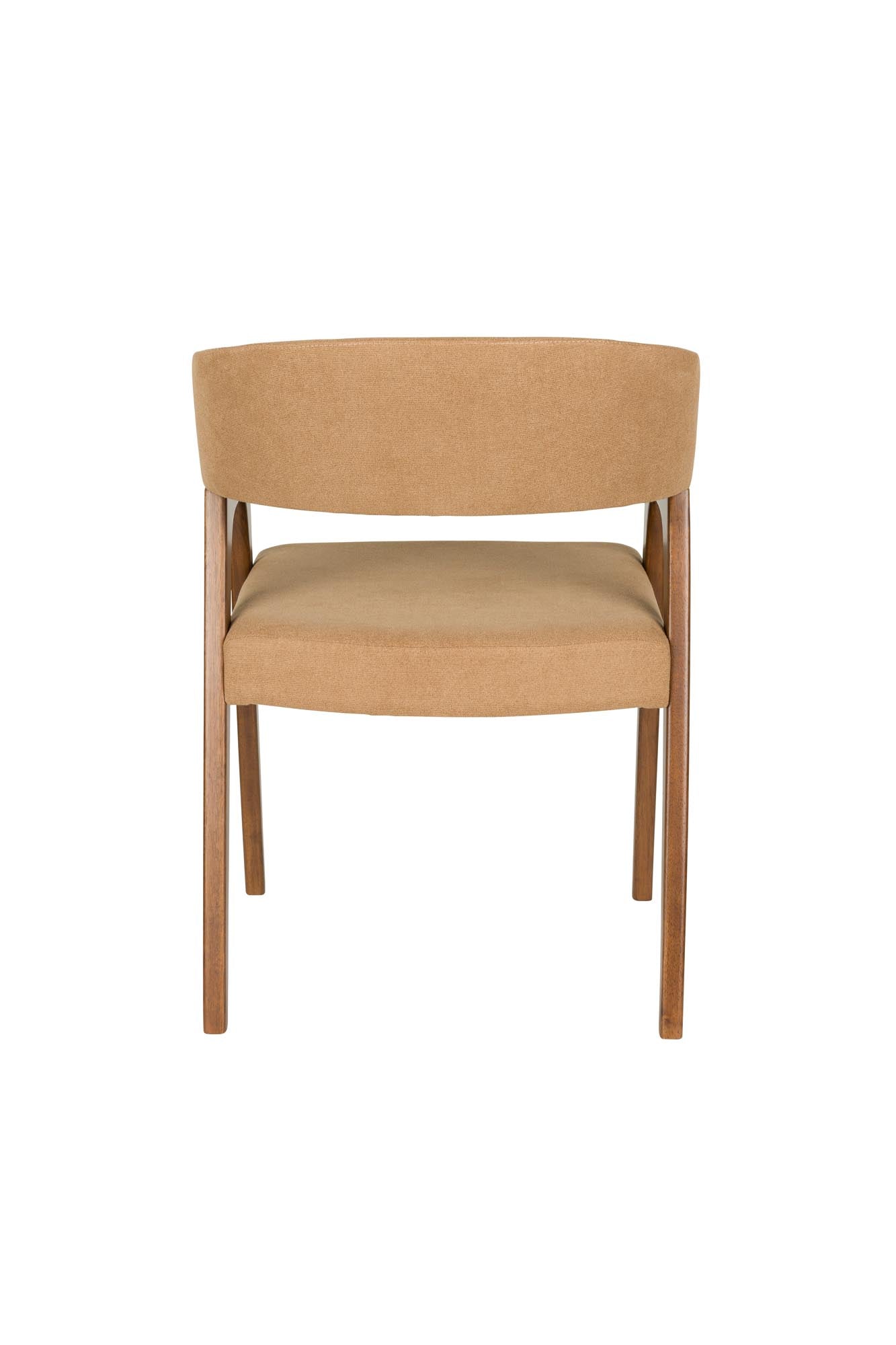 Der Adamello Stuhl von Dutchbone kombiniert Komfort und Stil mit einem modernen, eleganten Design für jedes Interieur.