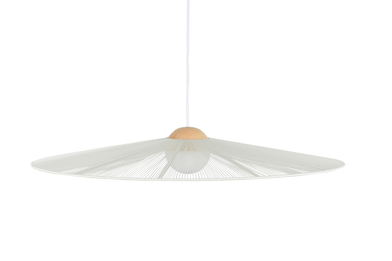 Die Pendelleuchte Belle L von Zuiver besticht durch ihr modernes Design und hochwertige Materialien, ideal für stilvolle Räume.