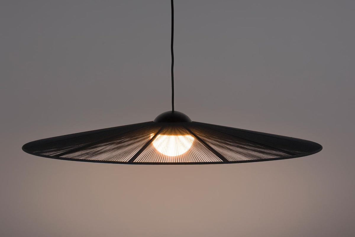 Pendelleuchte Belle L von Zuiver mit rundem Schirm aus gesponnenem Seil, Metall und Holz