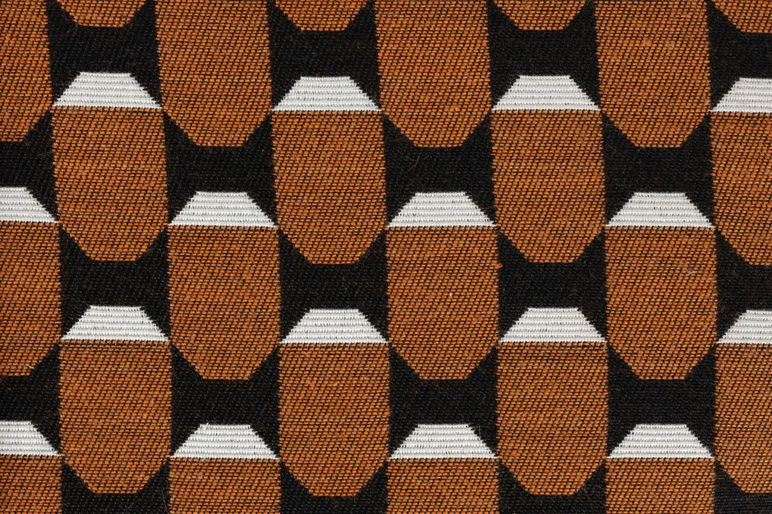 Der Hocker Pin von White Label Living: Minimalistisches Design trifft auf robuste Eleganz. Vielseitig, langlebig und stilvoll für jeden Raum.