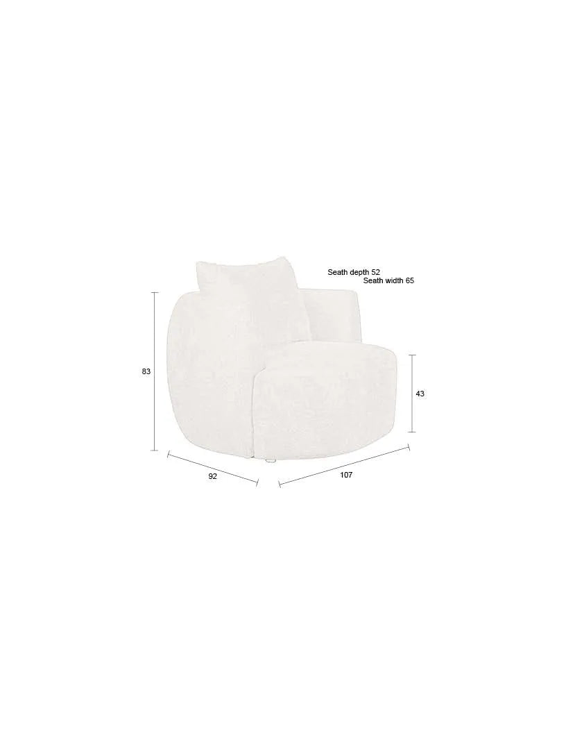 Der Rocca Lounge Stuhl von Dutchbone vereint organische Eleganz und Komfort, inspiriert von der Natur, in einem stilvollen Design.
