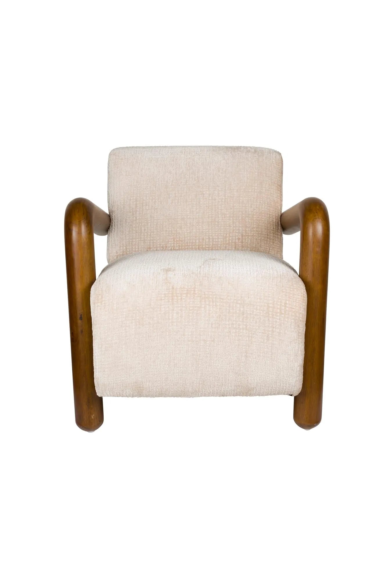 Der Loungesessel Robinson vereint Vintage-Charme mit modernem Komfort, ideal für stilvolle Entspannung.