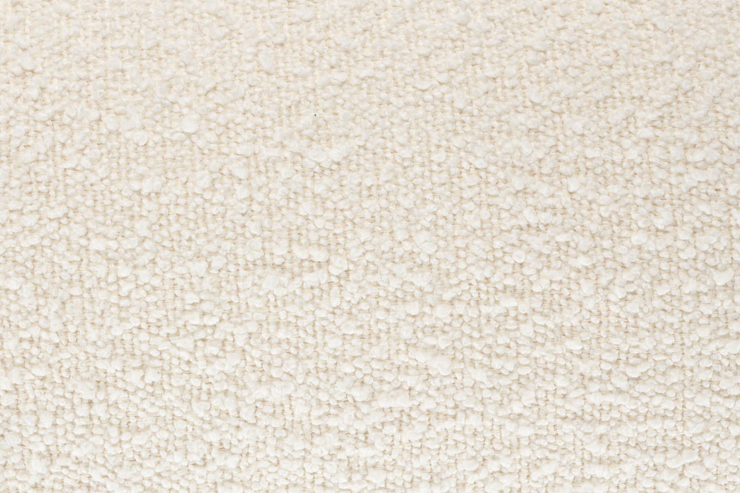 Eleganter Oolong Sessel: Komfort und Stil vereint, mit weichem Bouclé-Stoff und stabilem Eichenholzgestell.