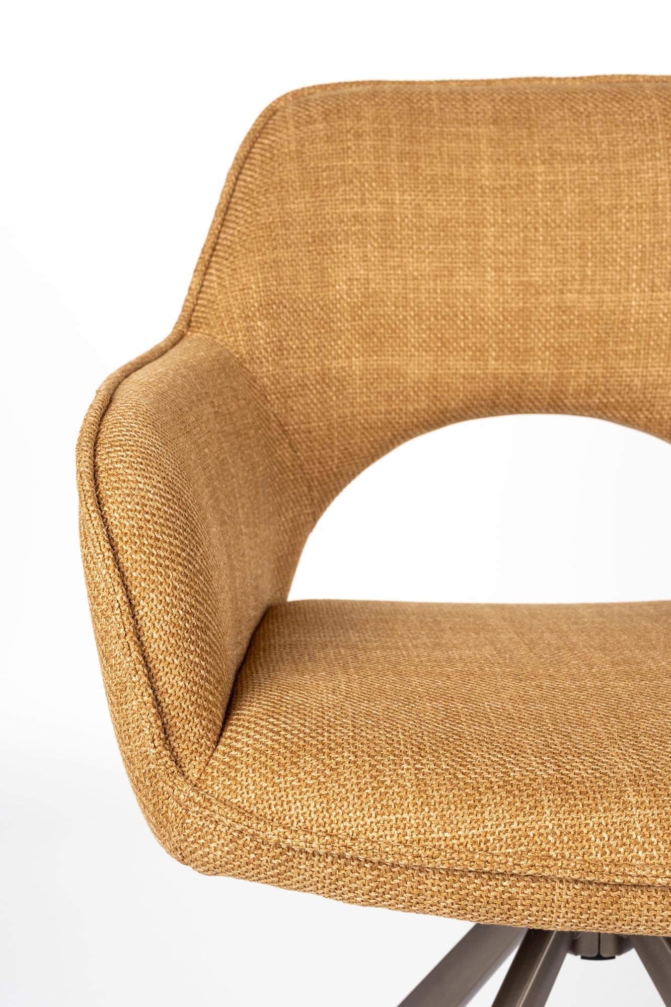 Stuhl Toye in Ocker präsentiert im Onlineshop von KAQTU Design AG. Stuhl ist von White Label Living