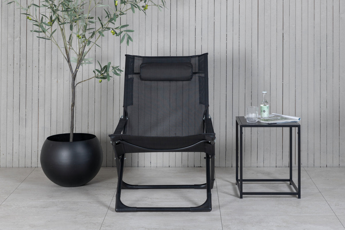 Sevilla Sun Lounge in Schwarz präsentiert im Onlineshop von KAQTU Design AG. Liegestuhl ist von Venture Home