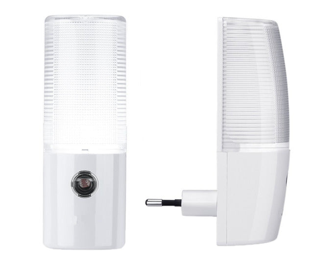 LED-Nachtlicht eckig mit Sensor 2700 K 230 V in  präsentiert im Onlineshop von KAQTU Design AG. Objekte Kids ist von E + h