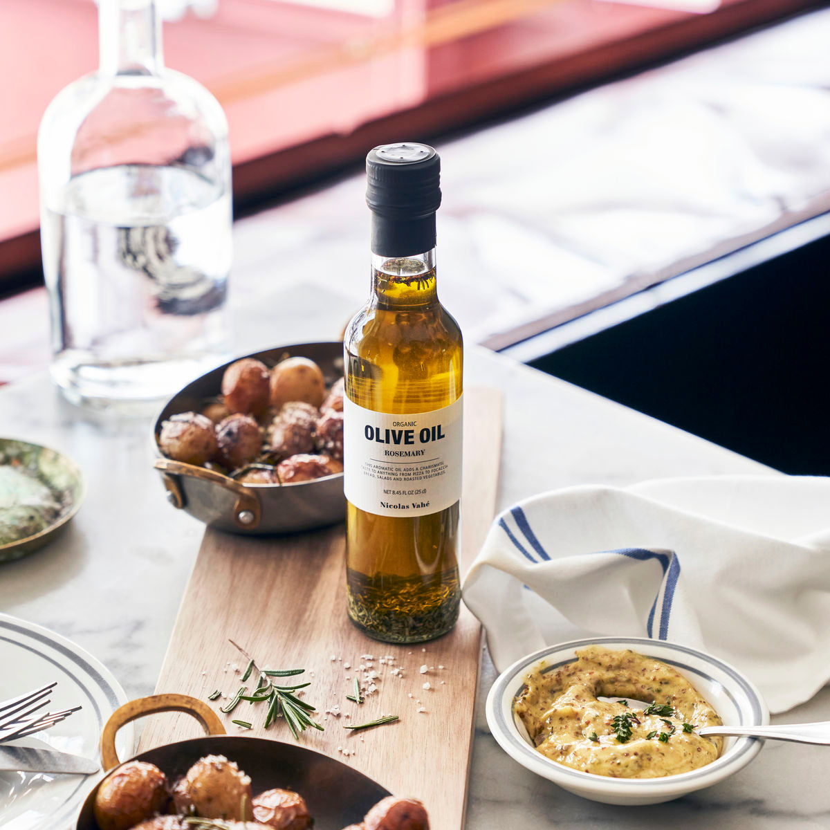 Olio d'oliva biologico con rosmarino