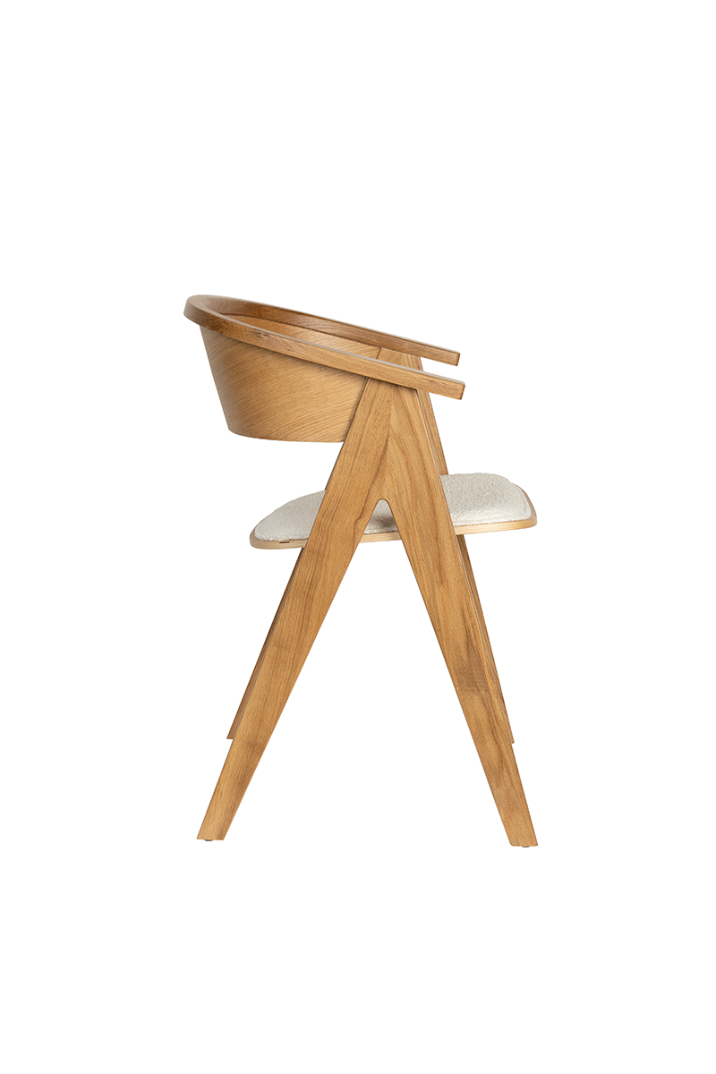 Stuhl Ndsm in Natural präsentiert im Onlineshop von KAQTU Design AG. Schalenstuhl mit Armlehne ist von Zuiver