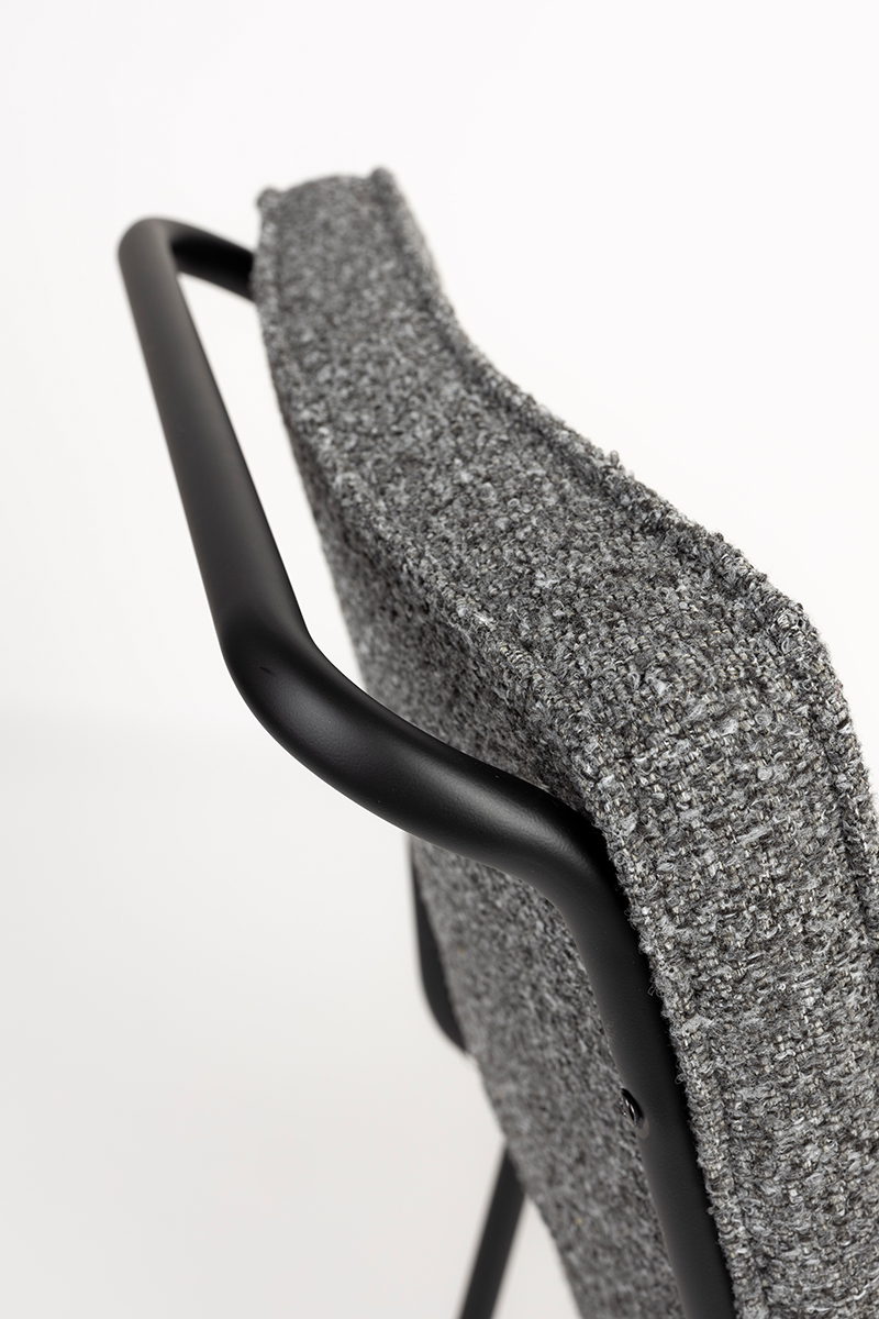 Stuhl Buddy in Schwarz präsentiert im Onlineshop von KAQTU Design AG. Stuhl ist von Zuiver