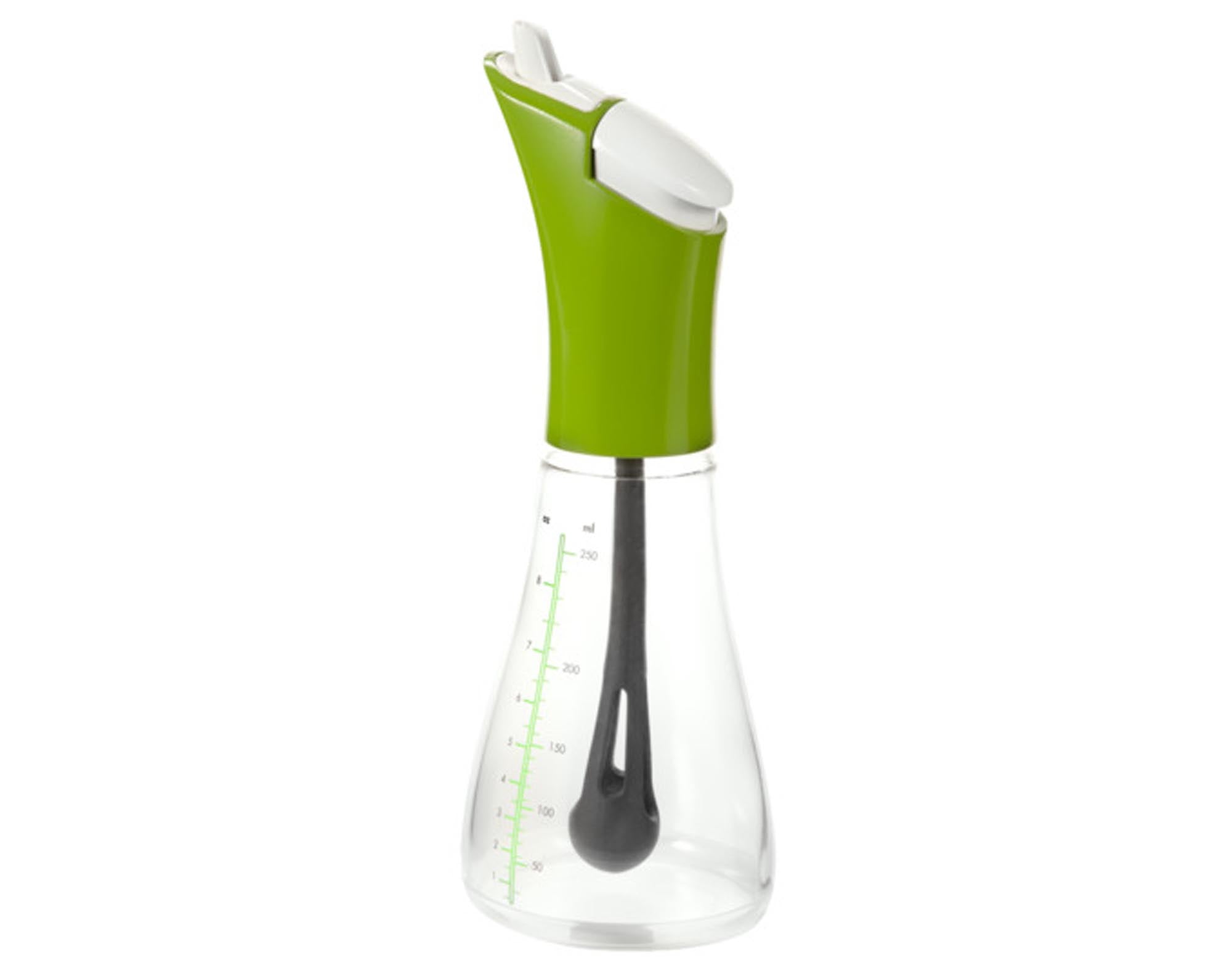 Der ZYLISS Dressing Shaker 0.25 l: BPA-frei, auslaufsicher, mit Messskala. Perfekt für Dressings und Saucen. Ein Must-Have für Salatliebhaber.