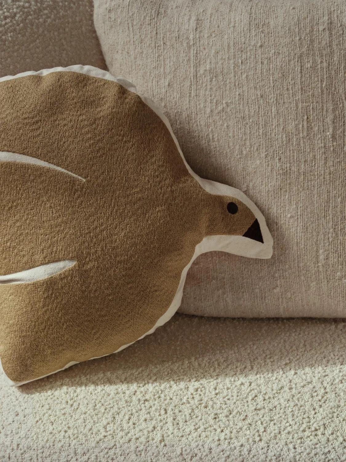 Swif Bird Kissen: Komfort und Nachhaltigkeit in einem Design vereint.