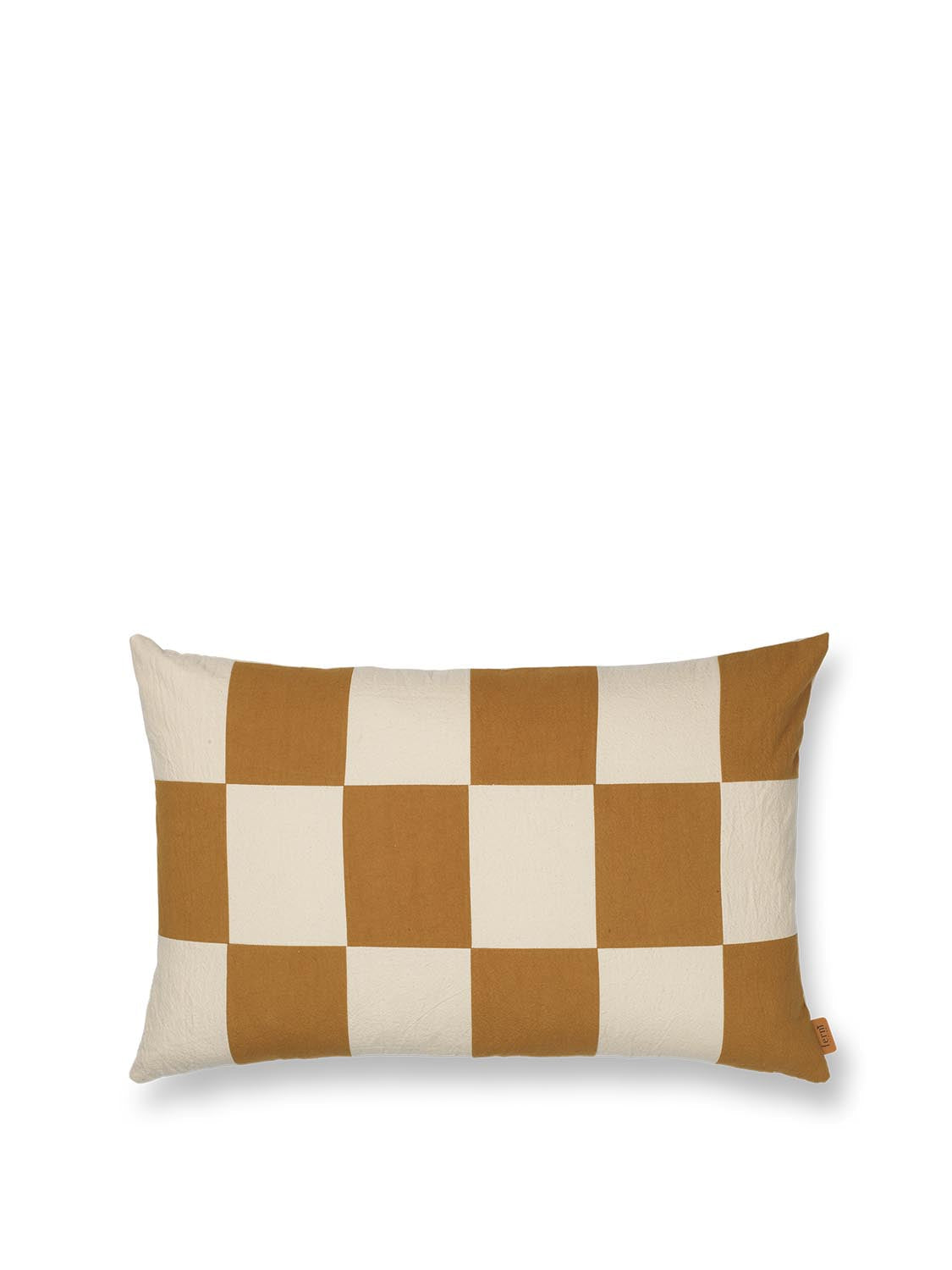 Ferm Living Fold Kissen: Modernes Patchwork für stilvolle Räume.