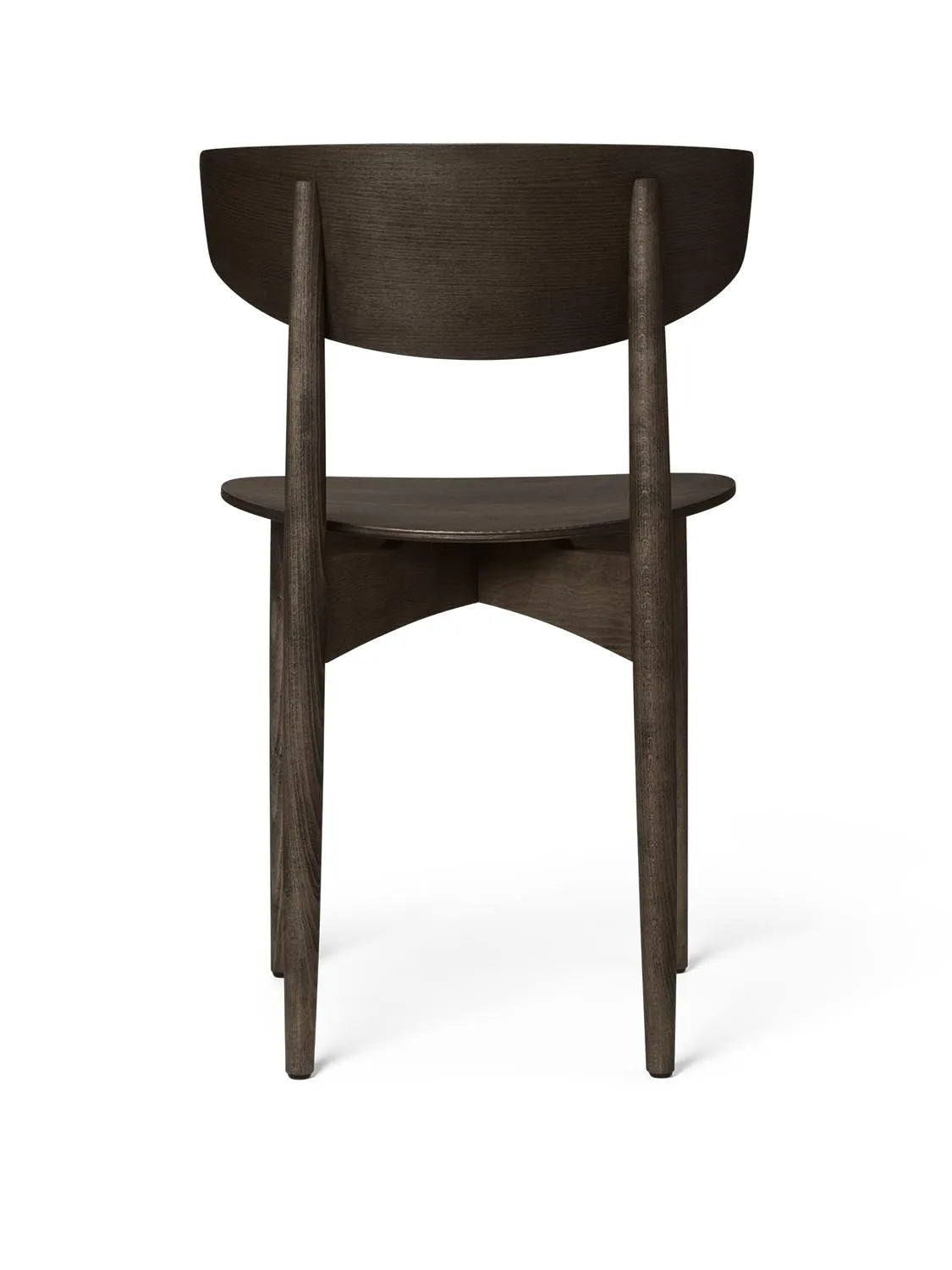 Herman Stuhl: Nachhaltiges Design aus hochwertigem Holz von Ferm Living.