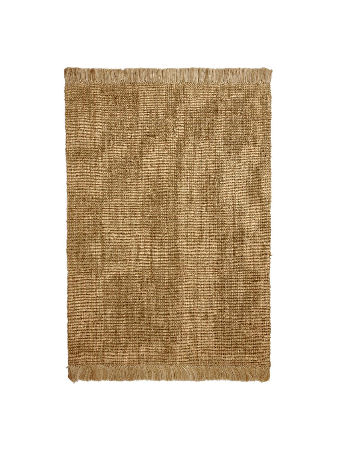Athens-Teppich von Ferm Living: Handgewebt aus 100% Jute, nachhaltig, robust, stilvoll, für gemütliche Wohnräume.