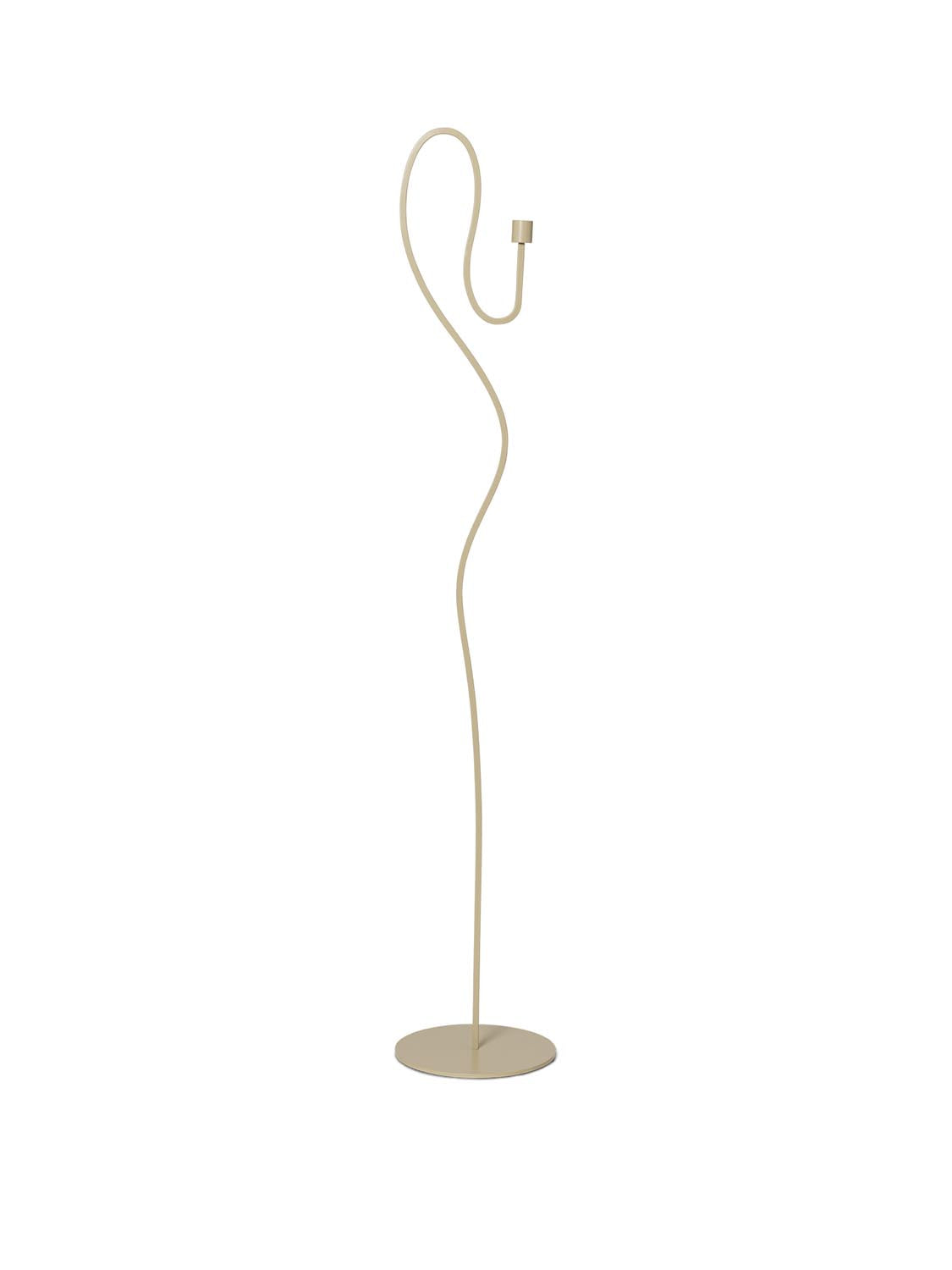 Eleganter Valse Kerzenhalter von Ferm Living für zeitlose Räume.