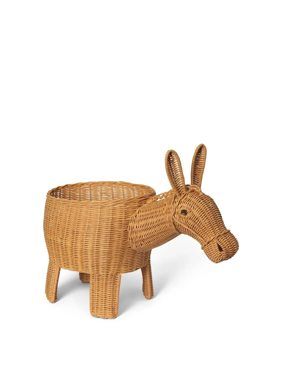 Geflochtener Eselkorb von Ferm Living für stilvolle Ordnung.