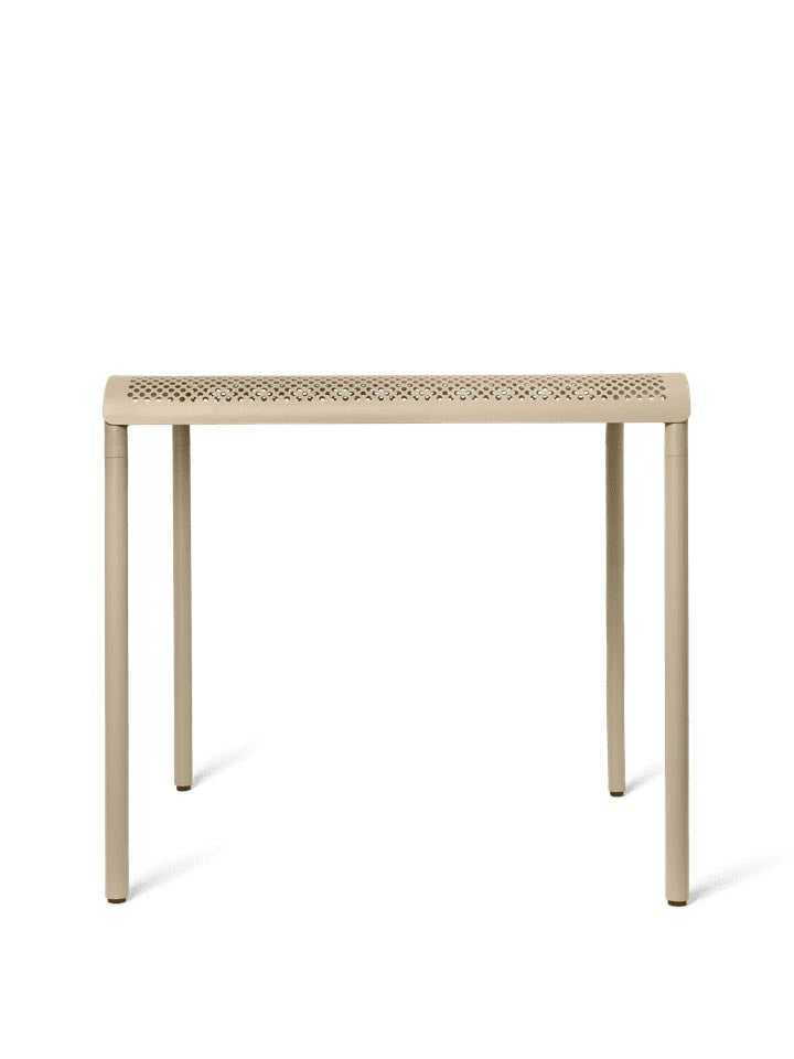 Dapple Esstisch 80 x 80  in Kaschmir präsentiert im Onlineshop von KAQTU Design AG. Gartentisch ist von Ferm Living