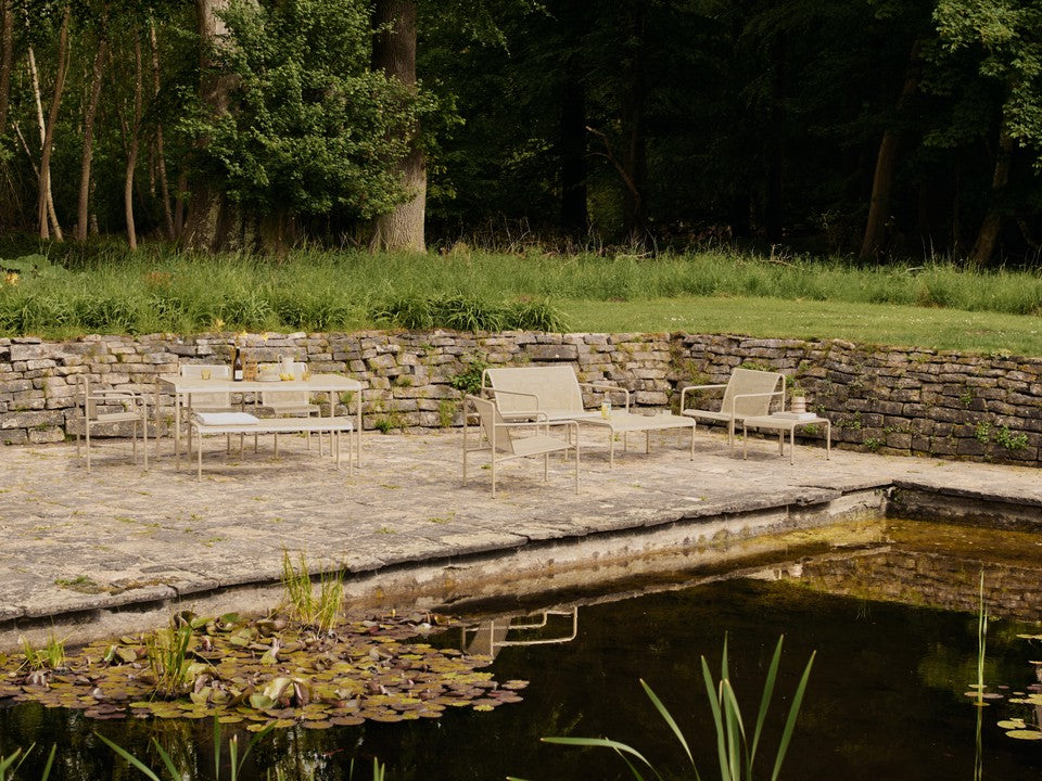 Dapple Esstisch 160 x 90  in Kaschmir präsentiert im Onlineshop von KAQTU Design AG. Gartentisch ist von Ferm Living