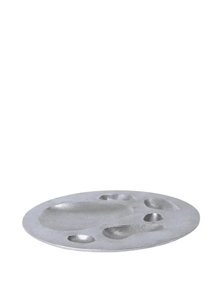 Niche Schale in Aluminium präsentiert im Onlineshop von KAQTU Design AG. Schale ist von Ferm Living
