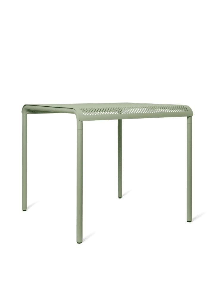 Dapple Esstisch 80 x 80  in Teegrün präsentiert im Onlineshop von KAQTU Design AG. Gartentisch ist von Ferm Living