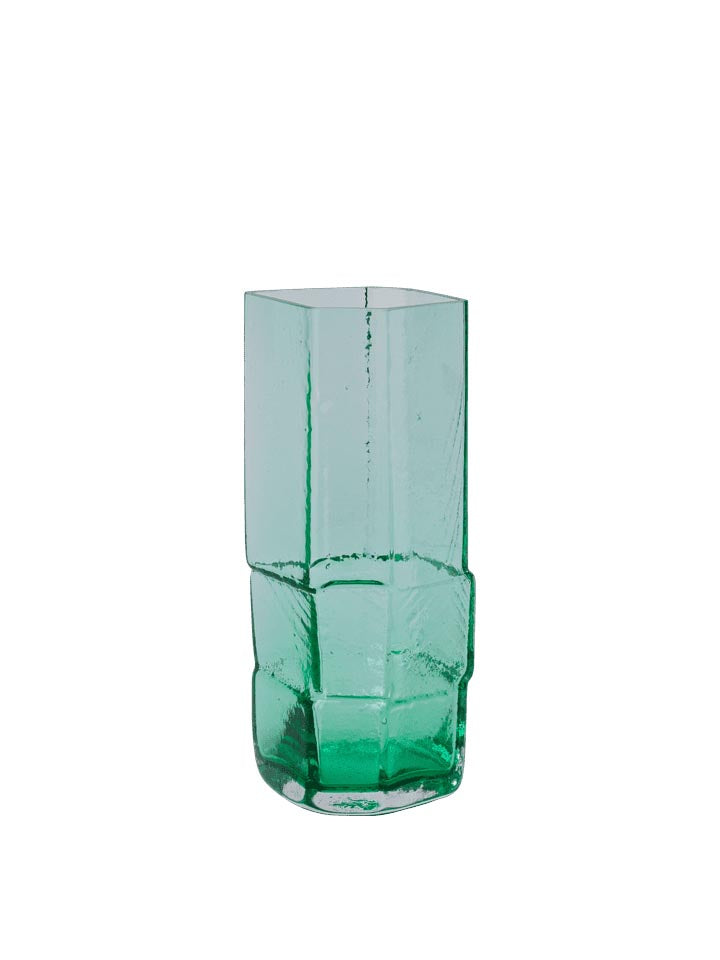 Muro Vase H30  in Recyceltes Grün präsentiert im Onlineshop von KAQTU Design AG. Vase ist von Ferm Living