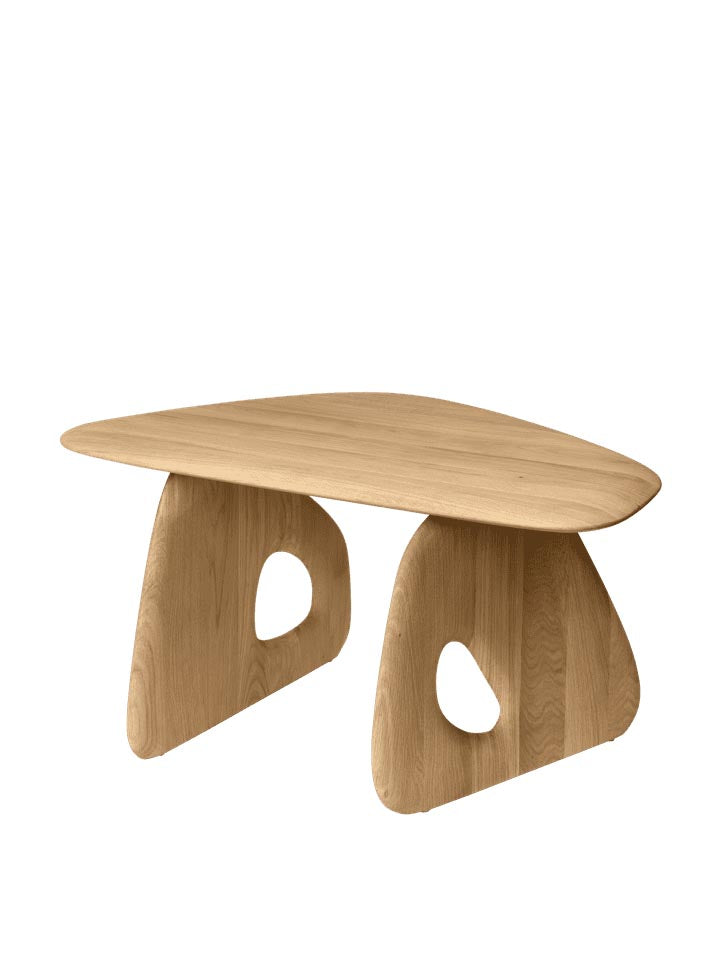 Oar Couchtisch 70 in Natürliche Eiche präsentiert im Onlineshop von KAQTU Design AG. Beistelltisch ist von Ferm Living