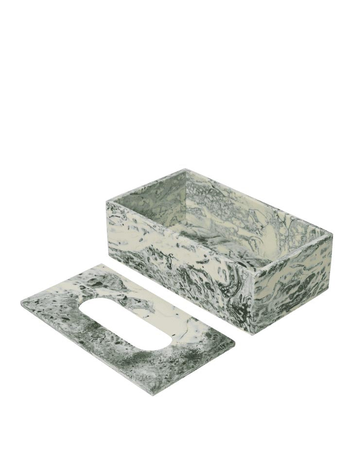 Mist Taschentuchbox in Smaragdgrün Off-weiss präsentiert im Onlineshop von KAQTU Design AG. Badzubehör ist von Ferm Living