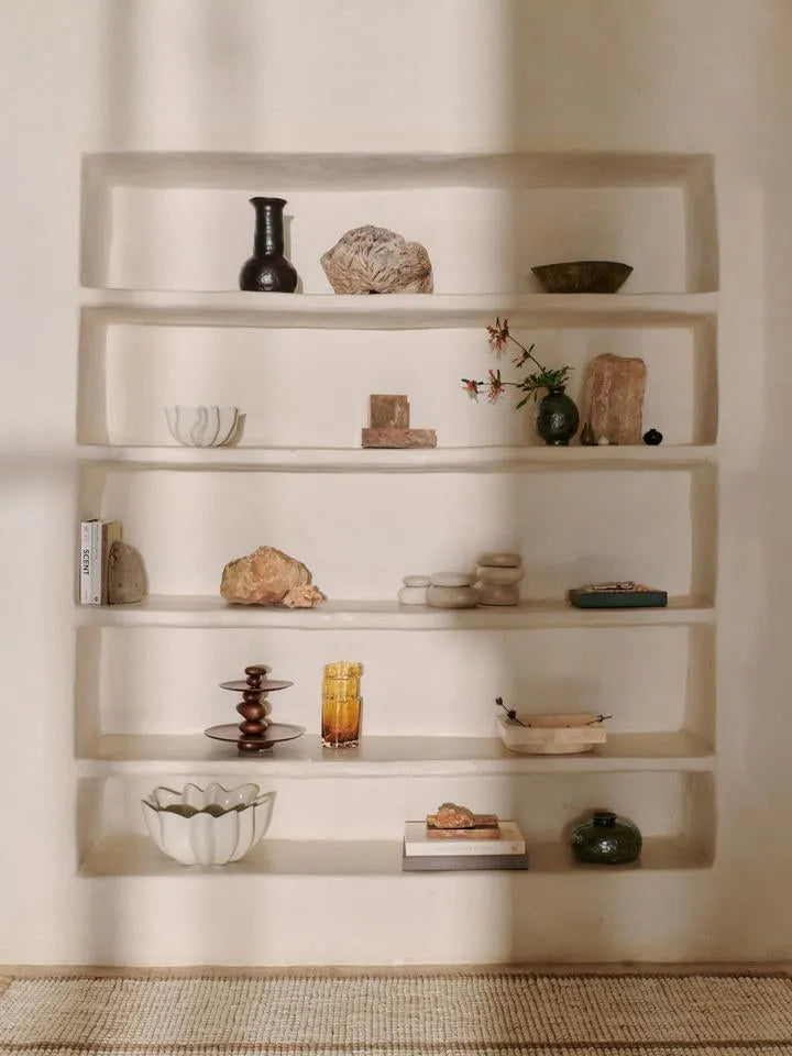 Hew Low Schale in Travertin präsentiert im Onlineshop von KAQTU Design AG. Schale ist von Ferm Living