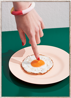 Fried Egg  in Multicolor präsentiert im Onlineshop von KAQTU Design AG. Bild ist von Paper Collective