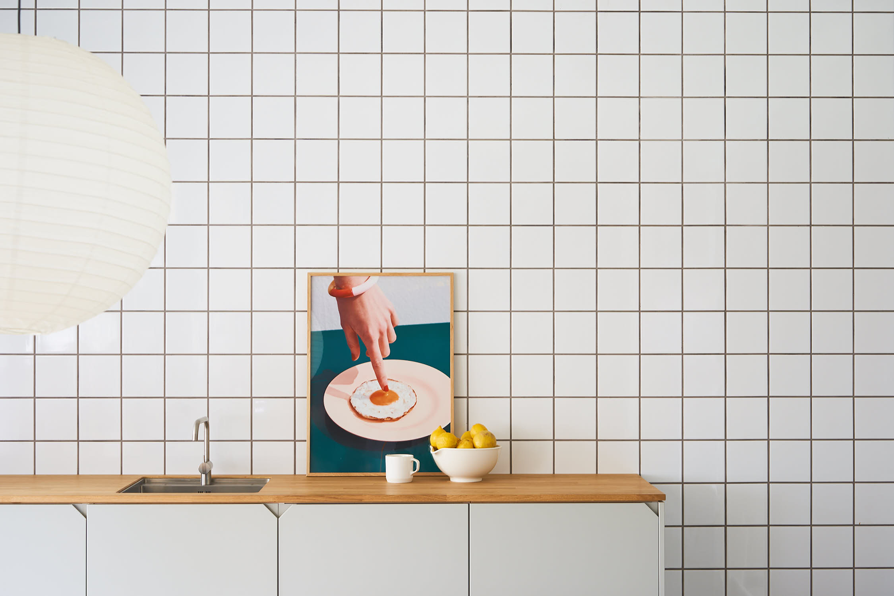 Fried Egg  in Multicolor präsentiert im Onlineshop von KAQTU Design AG. Bild ist von Paper Collective