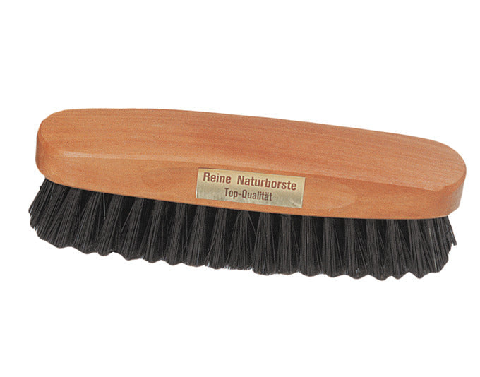 REDECKER Kleiderbürste aus Birnbaumholz Wildschweinborsten 13.5 cm in  präsentiert im Onlineshop von KAQTU Design AG. Haushaltshilfen ist von REDECKER
