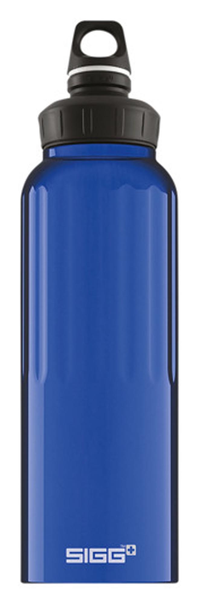 SIGG Trinkflasche Traveller WMB Bottle  darkblue  1.5 l in  präsentiert im Onlineshop von KAQTU Design AG. Flasche ist von SIGG
