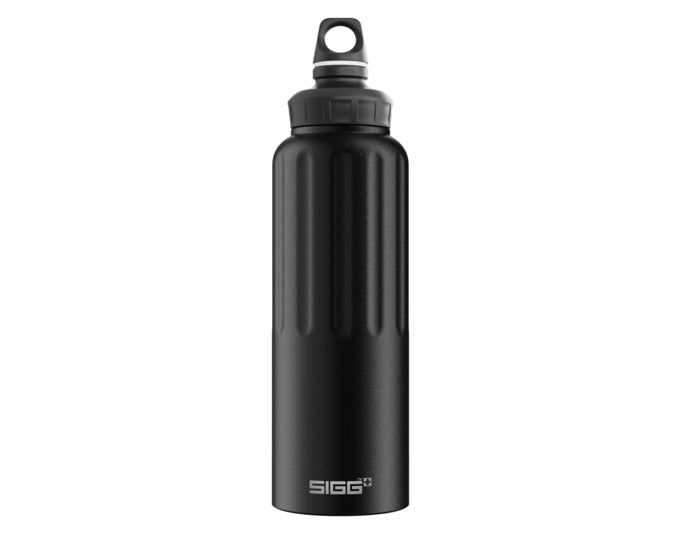 SIGG Trinkflasche Traveller WMB black touch 1.5 l in  präsentiert im Onlineshop von KAQTU Design AG. Flasche ist von SIGG